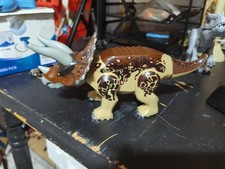 Modellino dinosauro Lego