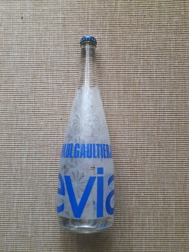 Bottiglia acqua evian - evian, jean