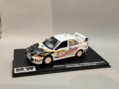 Mitsubishi lancer evo v - 1:43,