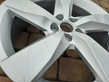 1 cerchio in lega 17 pollici