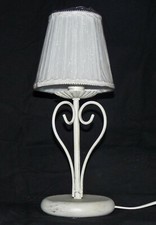 Lume da comodino per stanza da letto ferro battuto bianco con paralume art.276