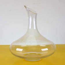 decanter vintage in vetro