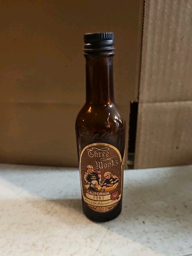 Vecchia mini bottiglia vuota
