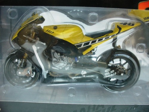 Rarissima yamaha yzr rossi - yamaha, yzr-m1