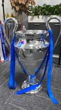 Trofeo champions league con - trofeo,