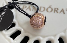 Autentico Charm Pandora ROSA