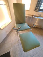 lettino ginecologico vintage