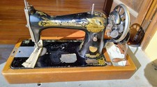 Macchina da cucire Singer anni 40 portatile con contenitore legno a valigia