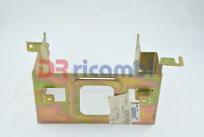 STAFFA LETTORE CARICATORE CD