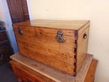 ANTICO BAULE IN LEGNO DI