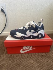 Nike Air Barrage Low 9.5