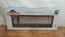 HO Athearn RTR Availco 45' Smooth Side Z-Van Trailer #257251