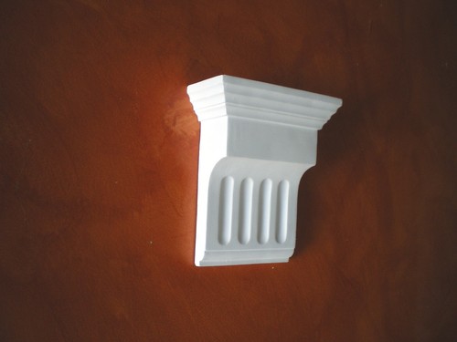 Mensola gesso l - in, h.23,3