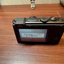 Panasonic LUMIX DMC-LF1