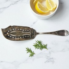 Antico servizio pesci