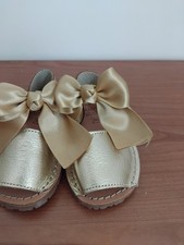 Minorchine neonata bimba 21 Panyno