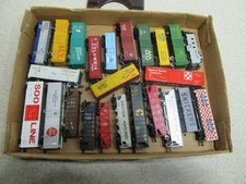 Lotto treno scala N 24 vagoni