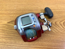 Mulinello elettrico Daiwa SEABORG 400FBe rosso destro