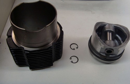 Kit cilindro pistone motore