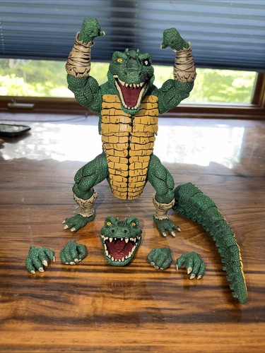 Neca tmnt leatherhead - leatherhead, figure