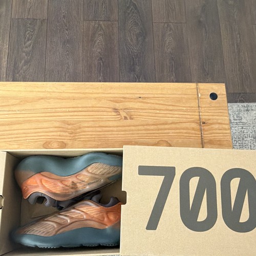 Adidas yeezy 700 - adidas,