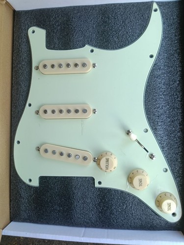 Hendrix style strat - style,