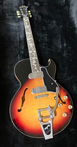 Epiphone sorrento semi hollow - sorrento, semi-hollow