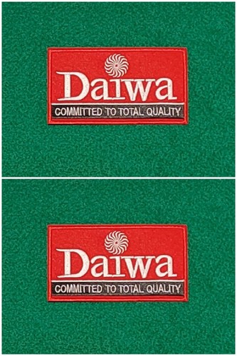 Pair red daiwa patches - a,