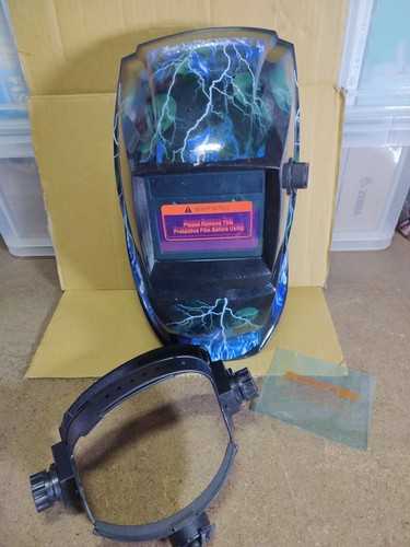 Casco per saldatura oscurante