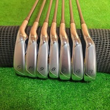TaylorMade R11 Set di ferri da