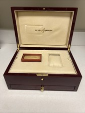 Ulysse Nardin Espositore