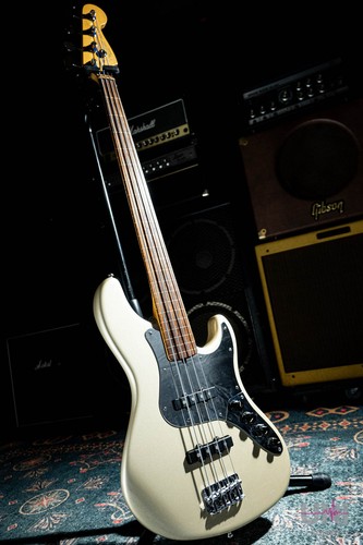 Fender american deluxe - deluxe, jazz