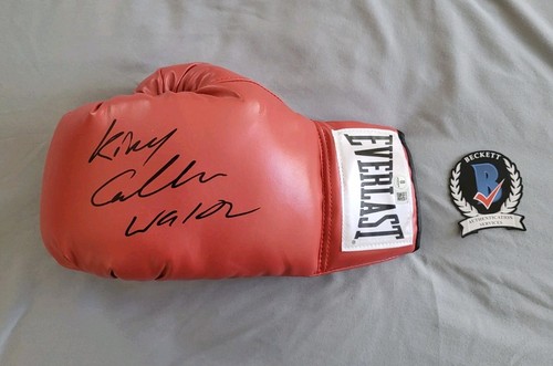 Guantone boxe firmato - da,