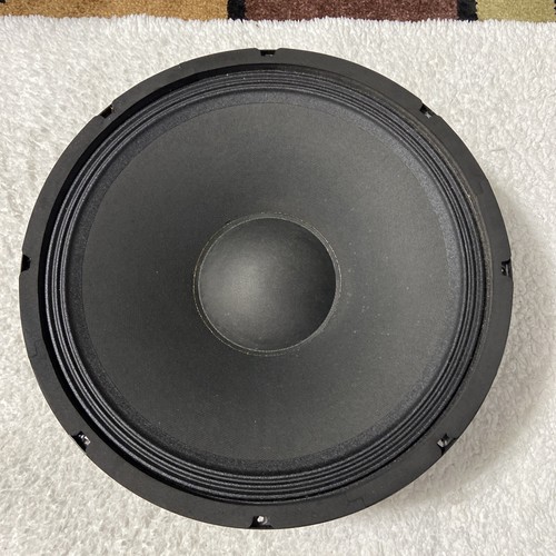 Subwoofer peavey - 1),