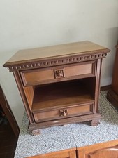 COMODINI IN LEGNO MASSICCIO