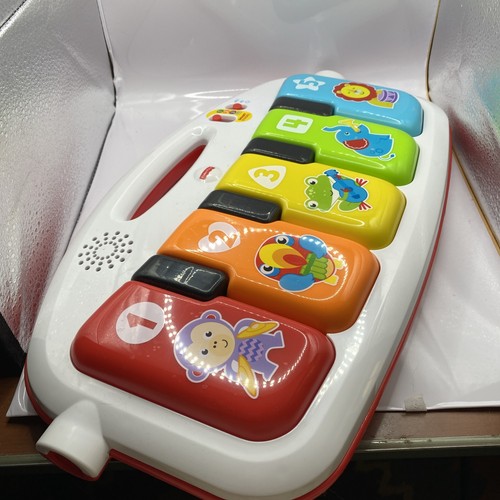 Fisher price deluxe kick - fisher,