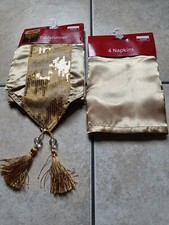 PRIMARK Home Set Tablerunner