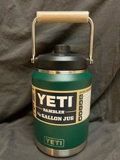 YETI Rambler 2.0 brocca da mezzo gallone - 64 once - verde foresta nera