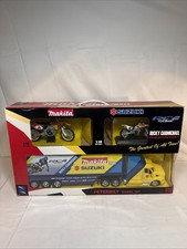 Ricky Carmichael Makita Suzuki pressofuso 1:12 dirt bike e semi in scatola