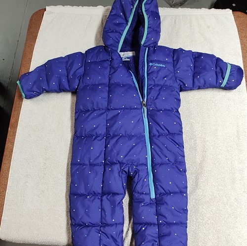 Tuta neve columbia isolata - da,