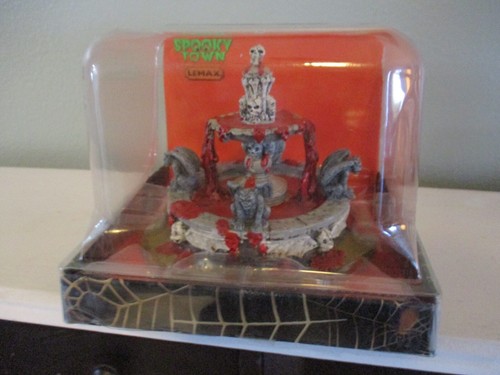 Lemax spooky town fontana - spooky,