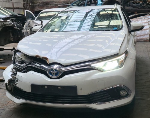Dado ruota toyota - dado, auris