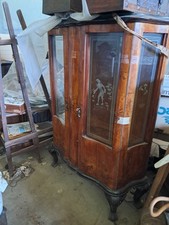 Vetrina chippendale con - con, figure