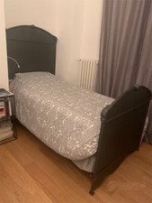 Letto sabbiato e riverniciato in ferro battuto