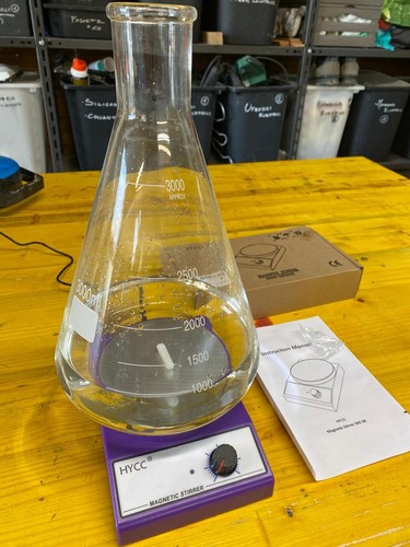 Agitatore magnetico più beuta