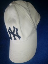 CAPPELLO NEW ERA DA BASEBALL VISIERA CONCA ORIGINALE BIANCO ADIDAS NIKE PUMA USA