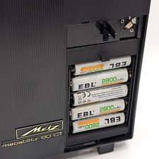 Adattatore batteria ricaricabile AA per Metz Mecablitz 60 CT-1 / CT-2 / CT-4 / Dryfit