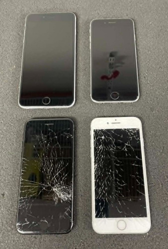 Mixed lot apple iphones - mixed,