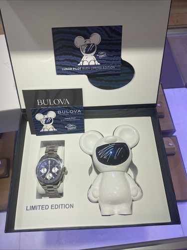 Brand new bulova - new**bulova, lunar