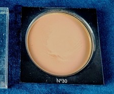 CHANEL Les Beiges Healthy Glow